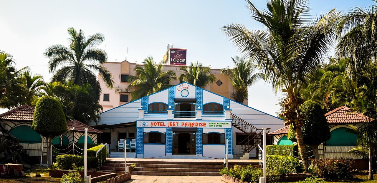 Hotel Jeet Paradise Phaltan Exterior foto